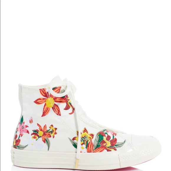 Converse Shoes - New Converse Patbo Floral size 8